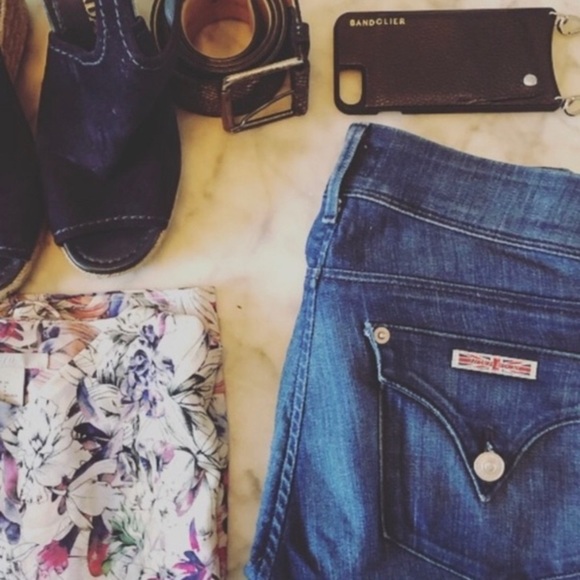 𝅺RESELLER’S Premium Brands Mystery Box - Picture 2 of 5